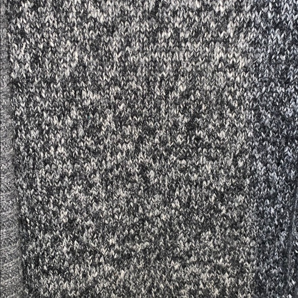 Ruby Moon Sweater - Picture 4 of 7
